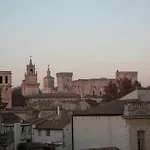 A la terrasse d\'Avignon