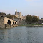 A la terrasse d\'Avignon
